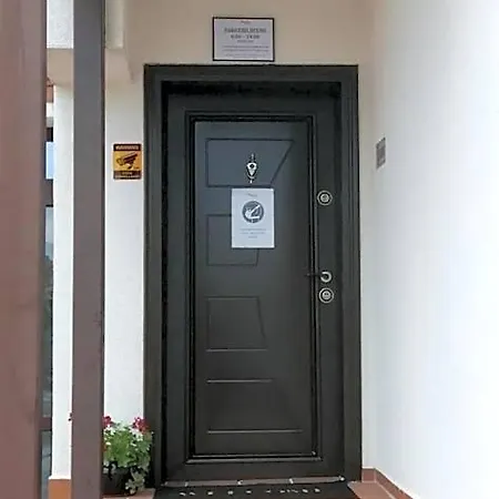 Ξενοδοχείο La Piazza Σούμεν