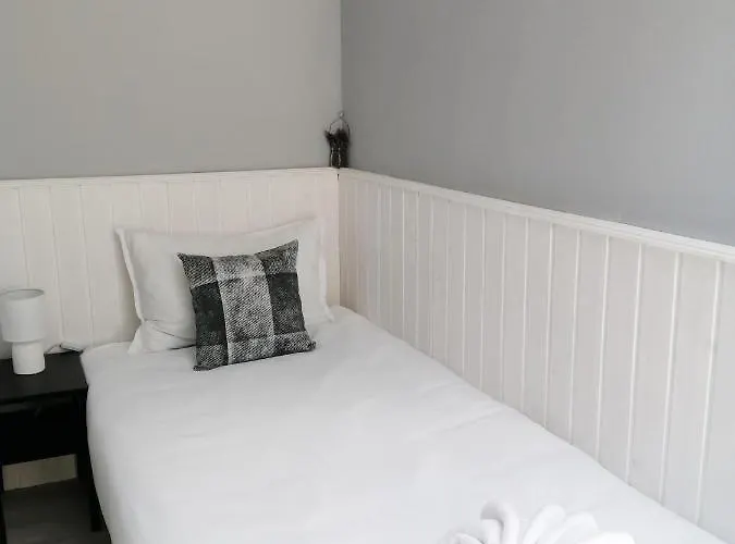 Hotel La Piazza Sjoemen